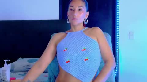 Snapshot of fenixox333 chatting on 01.17.26 stefannia online show from 01.17.26