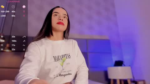 Snapshot of fer_luu chatting on 12.11.24 Fernanda Luna online show from 12.11.24