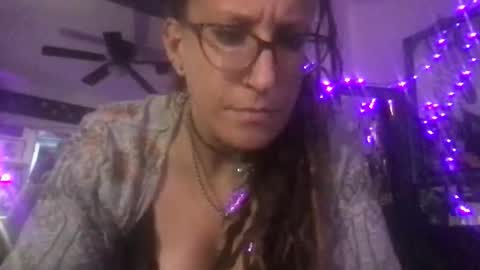 FeralLux33x online show from 01.08.26