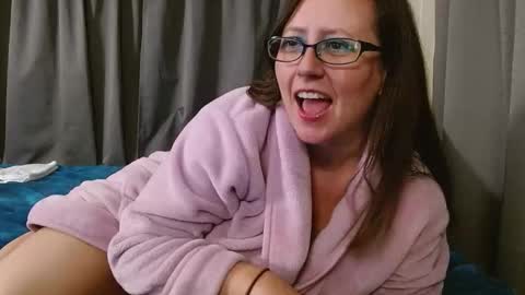 Snapshot of fern_verdant chatting on 12.14.25 Call me Fern online show from 12.14.25