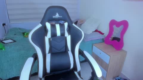 Fernanda Diaz online show from 01.27.25