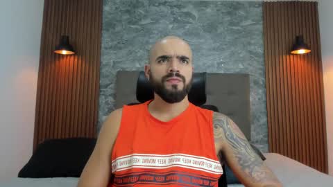 Snapshot of ferpaisa2024 chatting on 10.26.25 insta ferxx1210 Fercho online show from 10.26.25