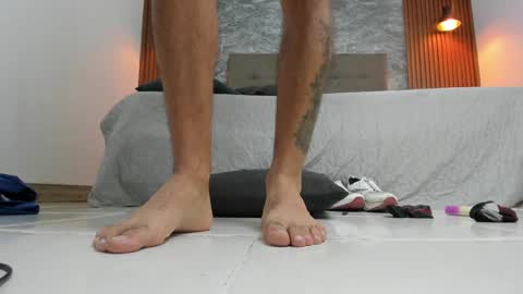 Snapshot of ferpaisa2024 chatting on 10.27.25 insta ferxx1210 Fercho online show from 10.27.25