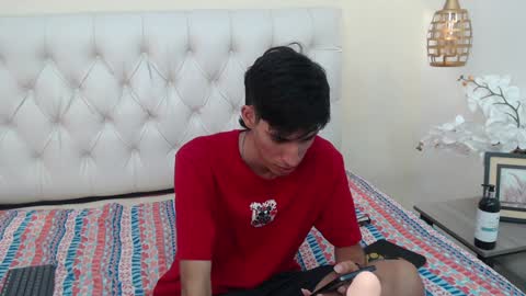 FER PHOENIX online show from 02.03.25