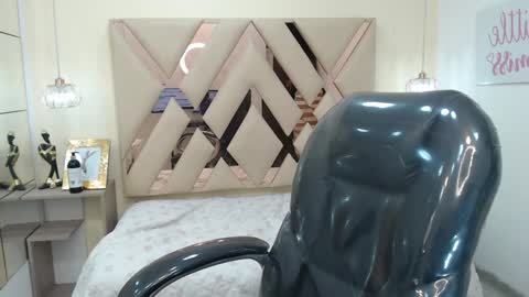 FER PHOENIX online show from 02.07.25