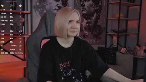 Snapshot of fetishrey chatting on 11.09.25 Rey online show from 11.09.25