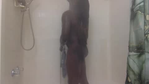 fettifinesor online show from 10.20.25