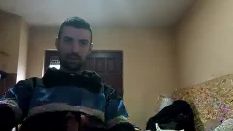 Raised in 90s online show from 01.10.25