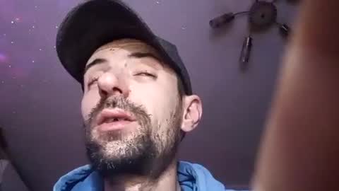 Raised in 90s online show from 01.21.25