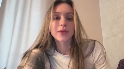 Lisa online show from 02.03.25