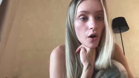 Lisa online show from 09.19.25