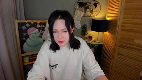 fiamoory online show from 01.04.25