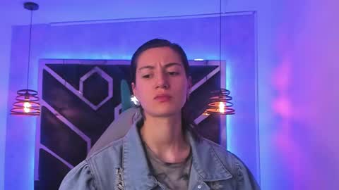 Snapshot of fieramadame chatting on 01.24.25 online show from 01.24.25