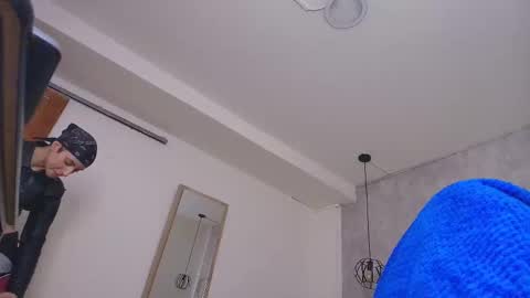 Snapshot of fieramadame chatting on 11.28.25 online show from 11.28.25