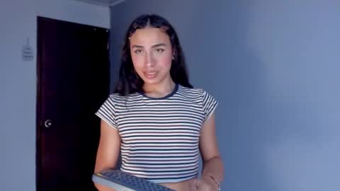 Snapshot of fiire_nymph chatting on 01.05.26 ... . NINFA . ... online show from 01.05.26