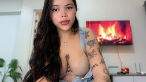 Sandy online show from 04.07.26