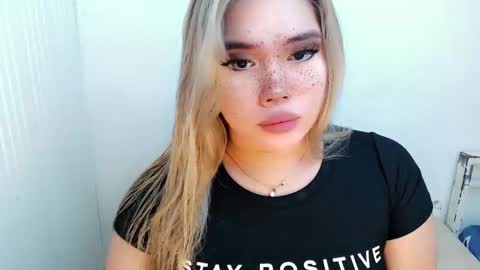 Snapshot of filipina_slutty69xxx chatting on 11.27.25 Angela DONT FORGET TO FOLLOW AND GIVE ME APPRECIATION online show from 11.27.25