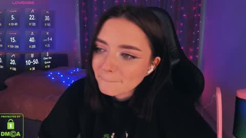 LEEN online show from 01.04.25