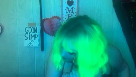 Snapshot of findommefoxi chatting on 01.31.25 findommefoxi online show from 01.31.25