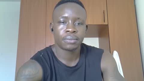 Snapshot of fineebony chatting on 01.19.26 HOT AND SWEET online show from 01.19.26