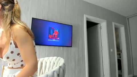 FinestChantilly online show from 10.16.25