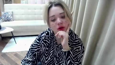 Snapshot of finna_39 chatting on 02.21.25 finna_39 online show from 02.21.25