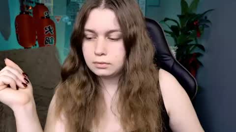 fiora online show from 07.04.26