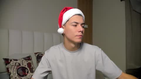 Nicolas online show from 12.18.25