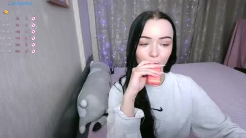 ALICESTEVEVECTOR pvt open  online show from 02.16.25