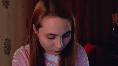 Snapshot of fish_in_tapki chatting on 01.08.26 Alice online show from 01.08.26