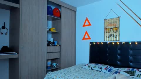 Snapshot of fitnolan chatting on 02.21.25 Elias Valencia online show from 02.21.25