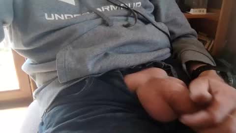 Snapshot of fiveforwilly1 chatting on 02.20.26 Markus online show from 02.20.26