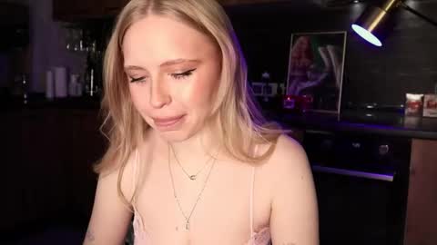 Snapshot of fkngossip chatting on 12.03.25 Ju online show from 12.03.25