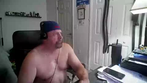 Snapshot of flaguy3233 chatting on 03.08.26 Florida guy online show from 03.08.26