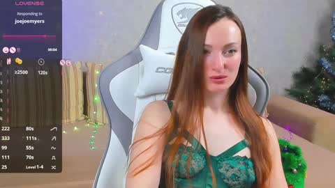 Snapshot of flamystar chatting on 12.31.24 Yana online show from 12.31.24