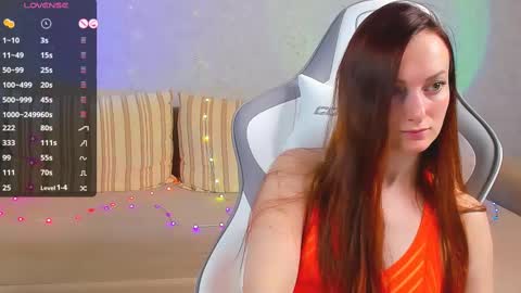 Snapshot of flamystar chatting on 03.09.25 Yana online show from 03.09.25