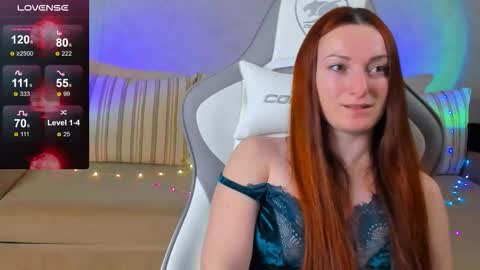 Snapshot of flamystar chatting on 10.27.25 Yana online show from 10.27.25