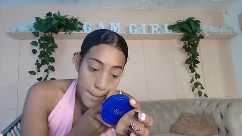 Snapshot of flavia_cruz chatting on 01.06.26 Flavia online show from 01.06.26