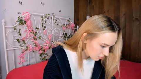 Amina online show from 11.20.25