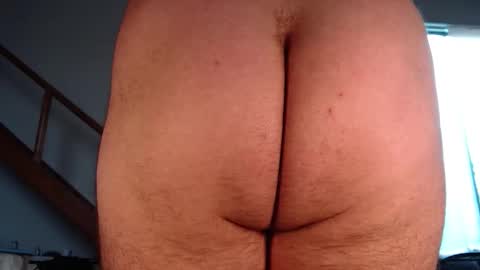 Snapshot of fleud chatting on 04.02.26 fleud online show from 04.02.26