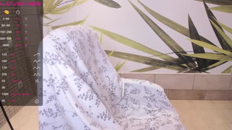 FlexiMona online show from 12.12.24