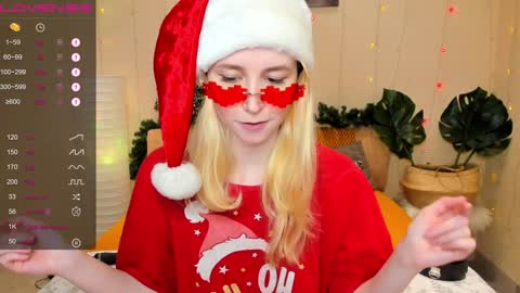 FlexiMona online show from 12.20.24