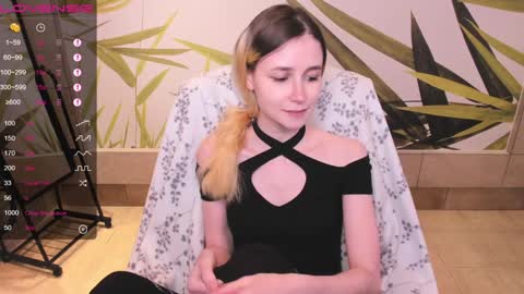 FlexiMona online show from 01.25.25