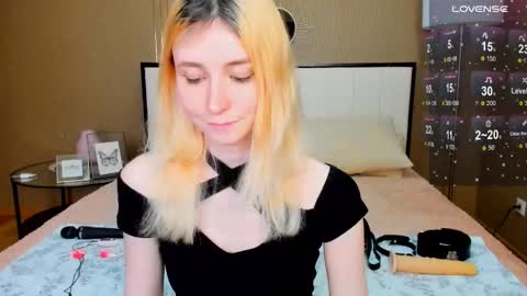 FlexiMona online show from 10.10.25