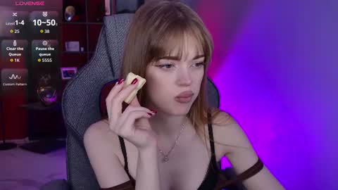 Flexyfoxy online show from 06.28.26