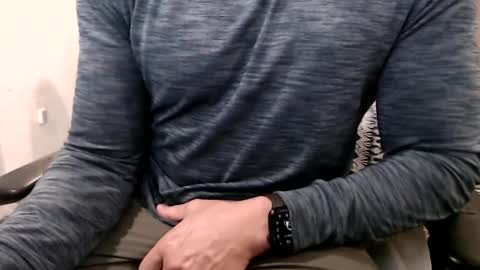 Snapshot of flguyallday chatting on 01.27.25 flguyallday online show from 01.27.25