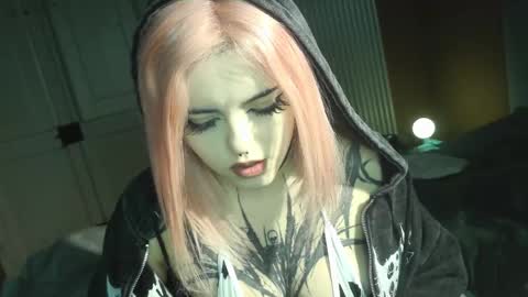 Snapshot of flipthesugar chatting on 02.21.26 flipthesugar online show from 02.21.26