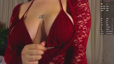 Doloras online show from 11.04.25