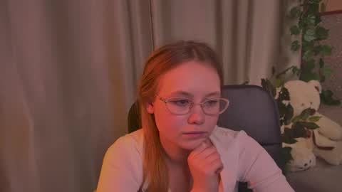 hey there guys im Flora no not the one from WInx. But I love magical stuff and especially I love nature. I dont know I thin online show from 06.05.26