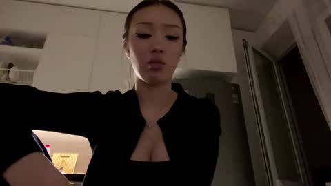 Lucy online show from 06.05.26
